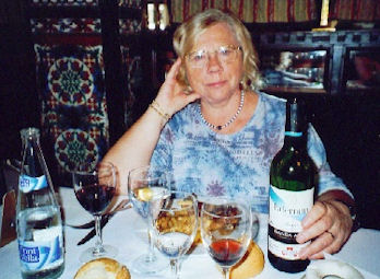 Beim Rioja-Wein im Jugendstil-Restaurant Iruna/Bilbao - 2005