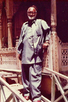 Der Boss des Hausbootes 'Green Mountain' auf dem Dal-See in Kashmir - 1982