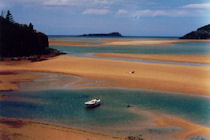 Blick von Mundaka auf die Flussmündung des Rio de Guernica