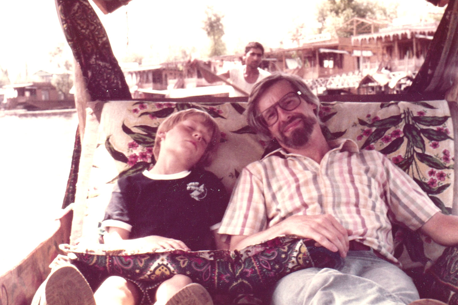 Daniel und Rüdiger in Shikara Daniel und Rüdiger in Shikara